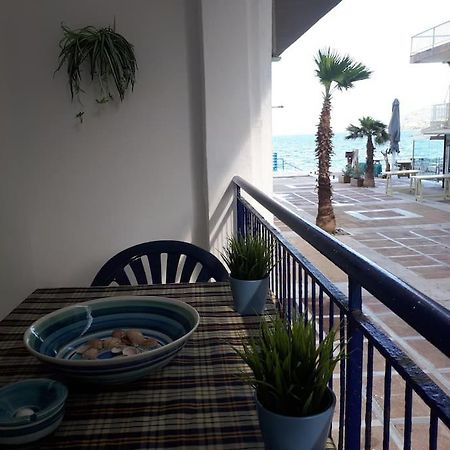 Cozy Seaside Apartment Loutraki 외부 사진
