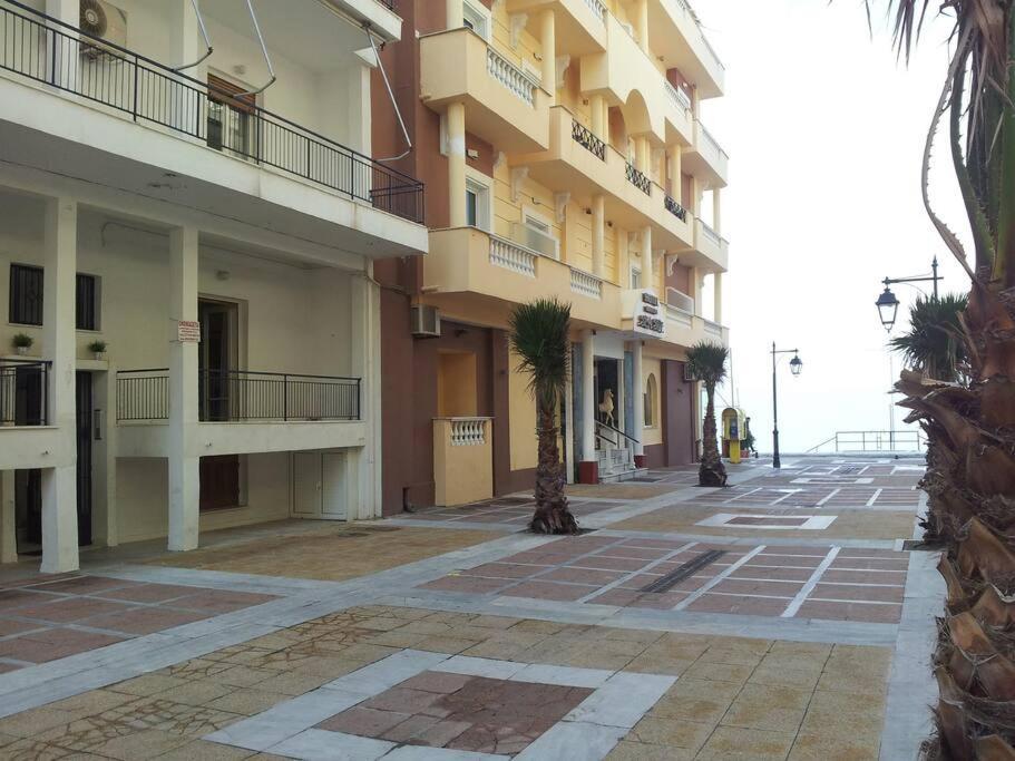 Cozy Seaside Apartment Loutraki 외부 사진