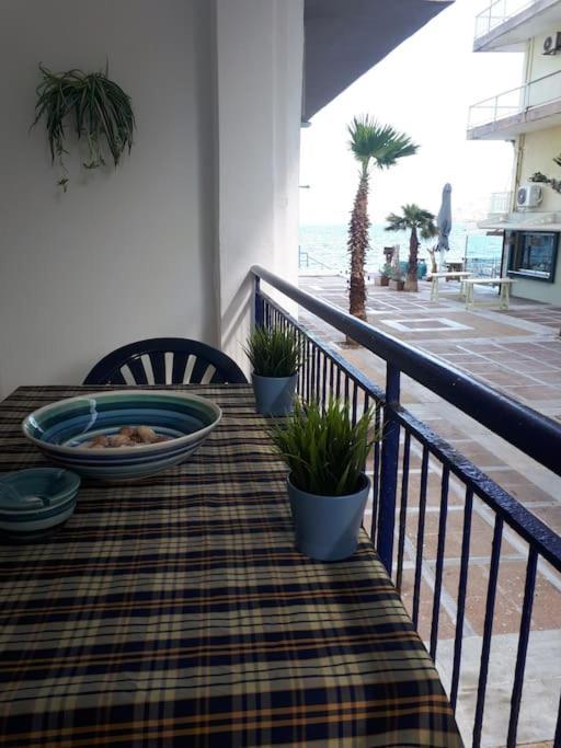 Cozy Seaside Apartment Loutraki 외부 사진